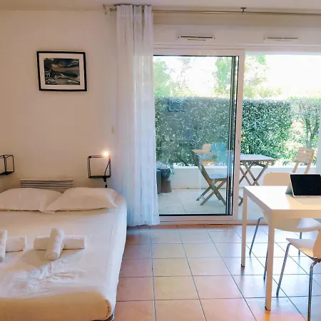 Apartament La Baignade De Montaigu, Piscine Et Garage Couvert *