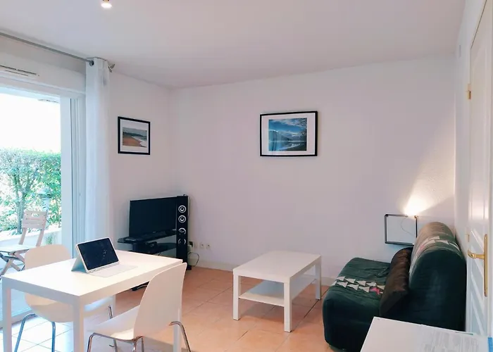 La Baignade De Montaigu, Piscine Et Garage Couvert Lejlighed Bayonne